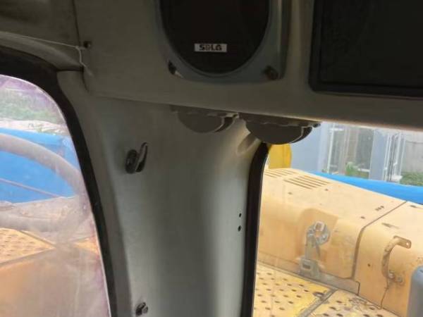 山東臨工LG6250履帶式挖掘機