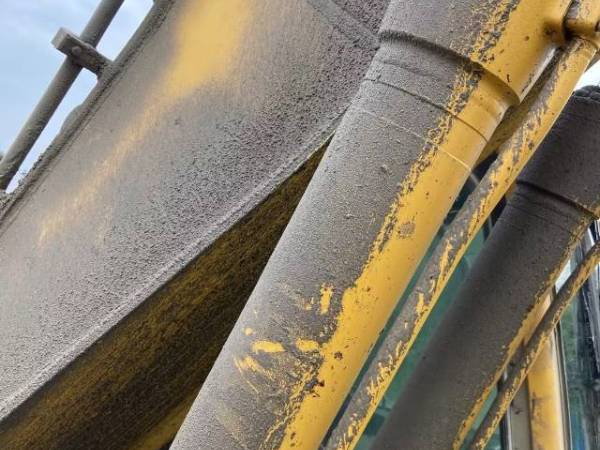 山東臨工LG6250履帶式挖掘機