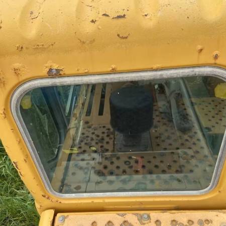 山东临工LG6250履带式挖掘机