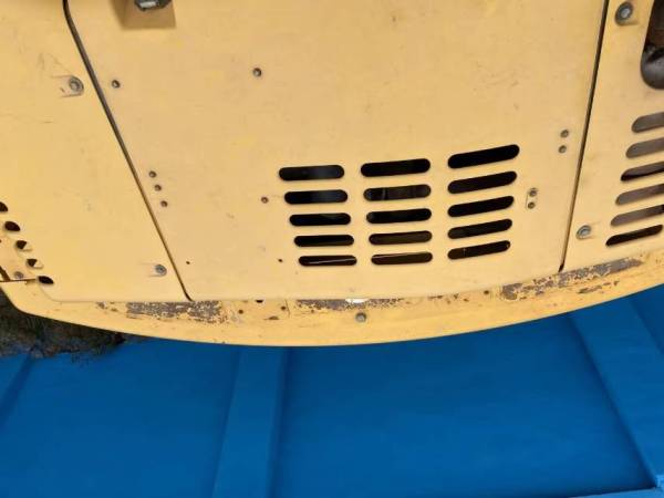 山東臨工LG6250履帶式挖掘機