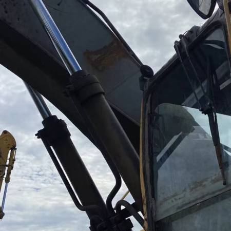 沃尔沃EC460履带式挖掘机