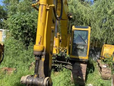 玉柴YC135-8履帶式挖掘機(jī)