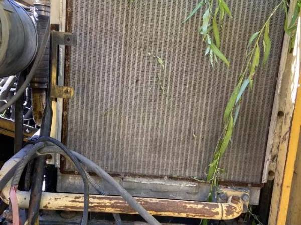 玉柴YC135-8履帶式挖掘機(jī)