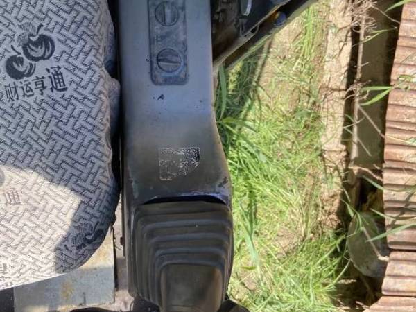 玉柴YC135-8履帶式挖掘機(jī)