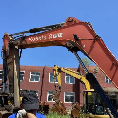 久保田KX-183履带式挖掘机
