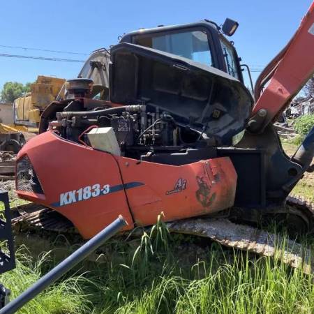 久保田KX-183履带式挖掘机