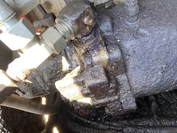 久保田KX-183履帶式挖掘機(jī)