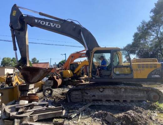 沃尔沃EC290履带式挖掘机