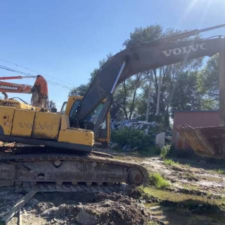 沃尔沃EC290履带式挖掘机