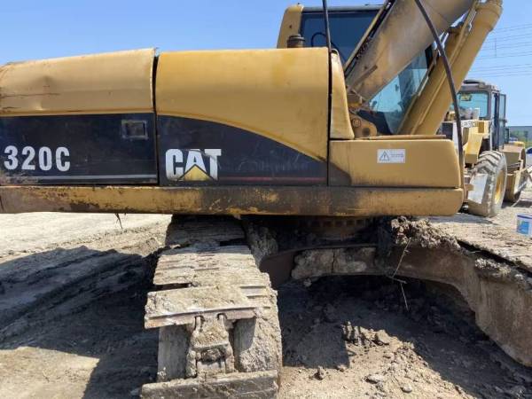 卡特彼勒320C履帶式挖掘機(jī)