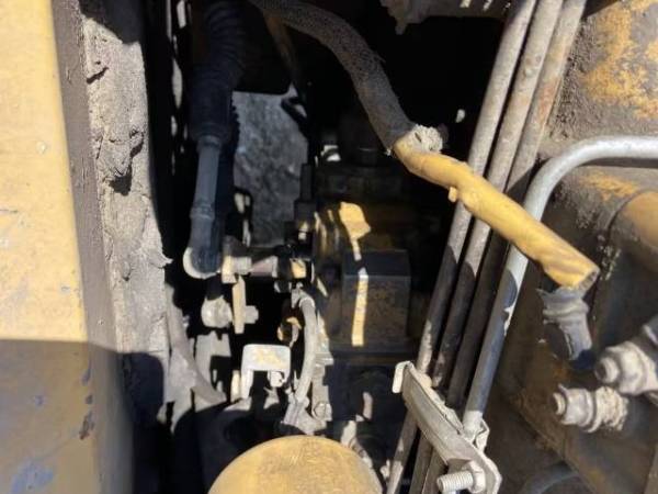 卡特彼勒320C履帶式挖掘機(jī)