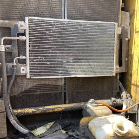 卡特彼勒320C履带式挖掘机