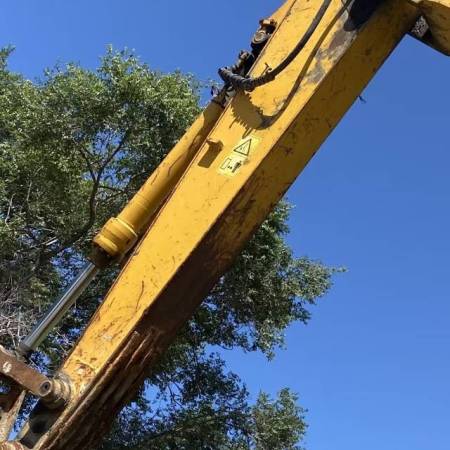 山重建机JCM913B履带式挖掘机