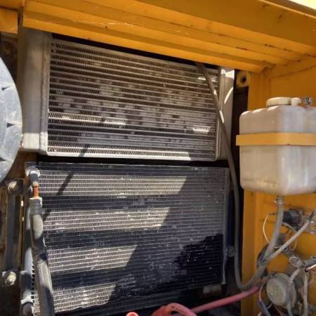 山重建机JCM913B履带式挖掘机