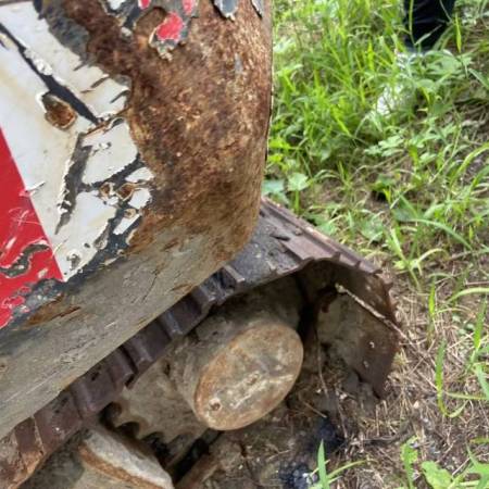 雷沃重工FR65履带式挖掘机