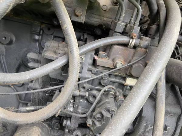 雷沃重工FR65履帶式挖掘機(jī)