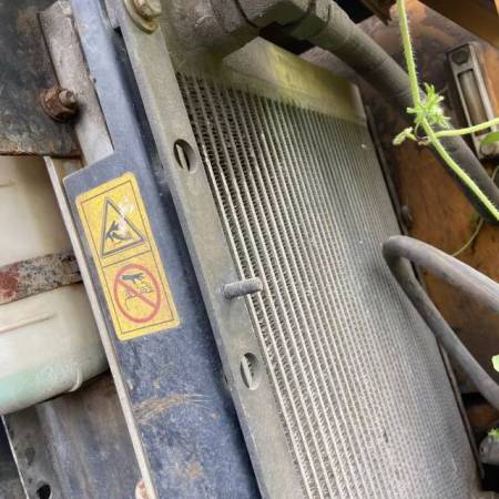 雷沃重工FR65履带式挖掘机