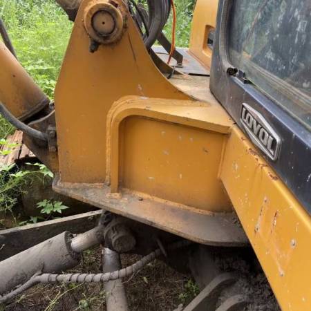 雷沃重工FR65履带式挖掘机