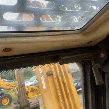 福田FR80E履带式挖掘机