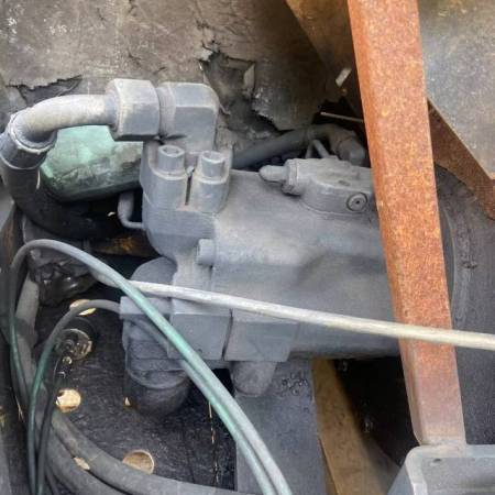 福田FR80E履带式挖掘机