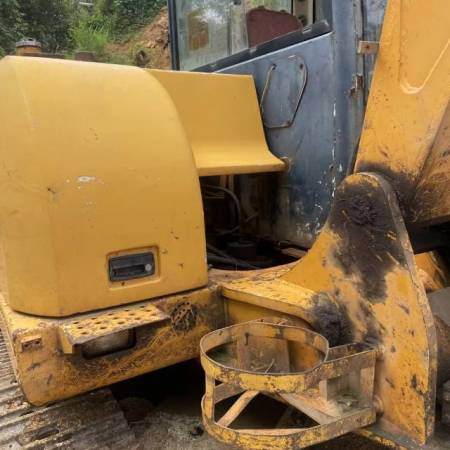 福田FR80E履带式挖掘机