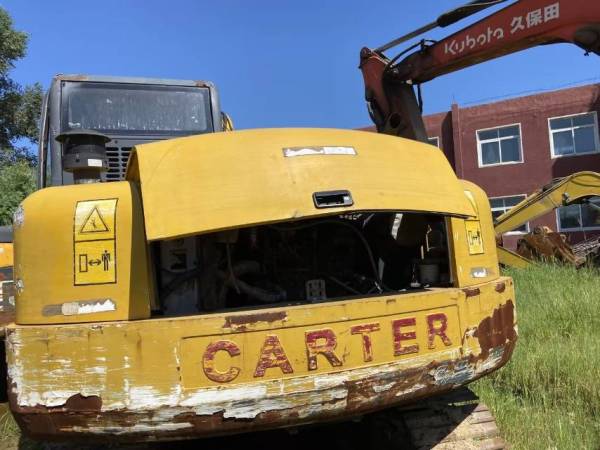 山東力士LS80履帶式挖掘機(jī)