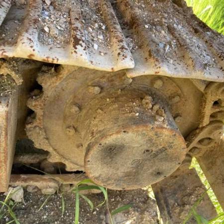 山东力士LS80履带式挖掘机