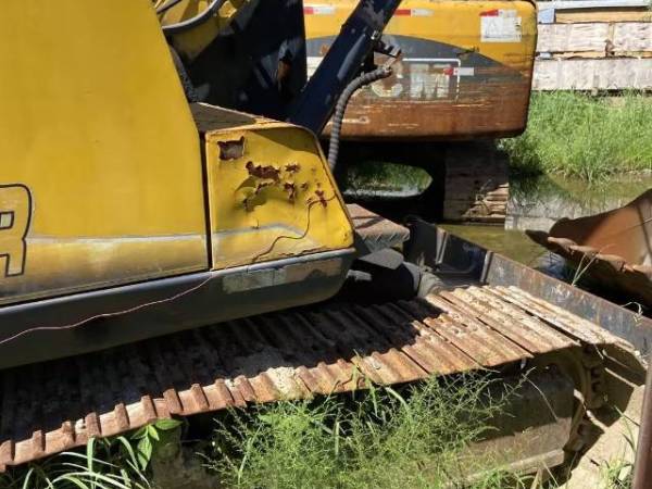 山東力士LS80履帶式挖掘機(jī)