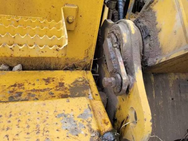 卡特彼勒320D液壓履帶式挖掘機(jī)