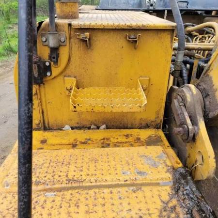 卡特彼勒320D液压履带式挖掘机