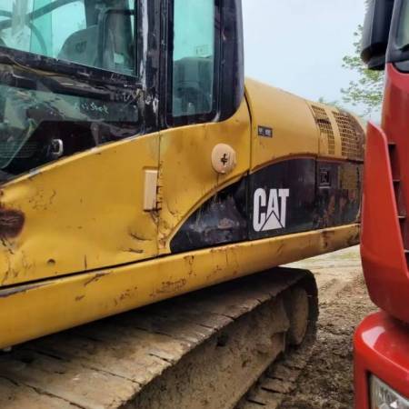 卡特彼勒320D液压履带式挖掘机