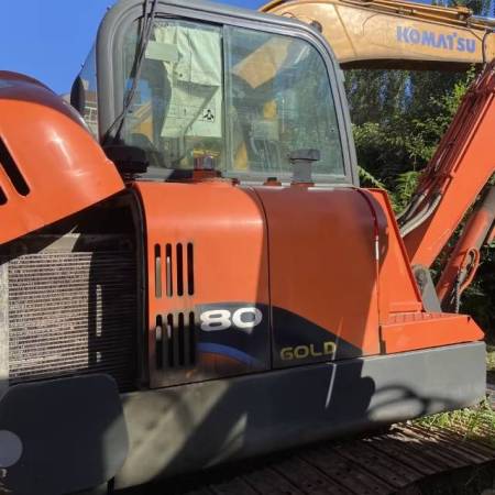 沃得重工W260-7履带式挖掘机