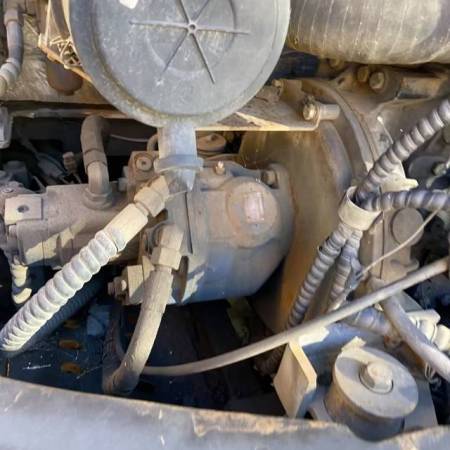 沃得重工W260-7履带式挖掘机