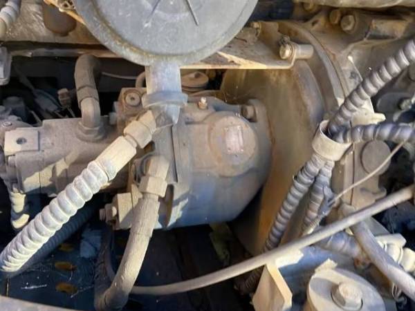 沃得重工W260-7履帶式挖掘機