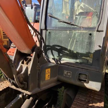 沃得重工W260-7履带式挖掘机