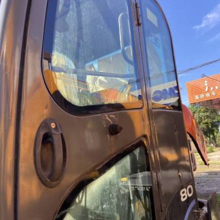 沃得重工W260-7履带式挖掘机