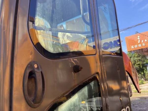 沃得重工W260-7履帶式挖掘機