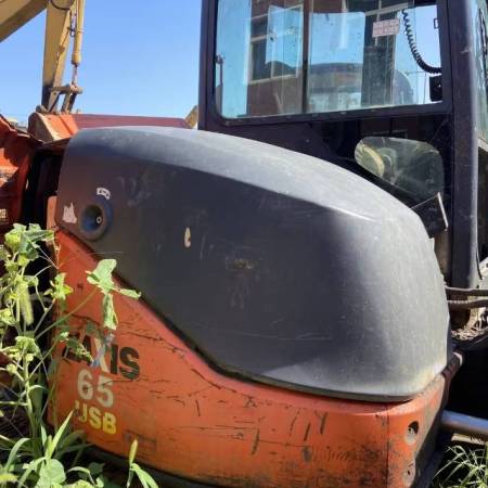 日立ZX65USB-3F履带式挖掘机