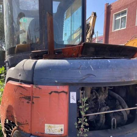 日立ZX65USB-3F履带式挖掘机