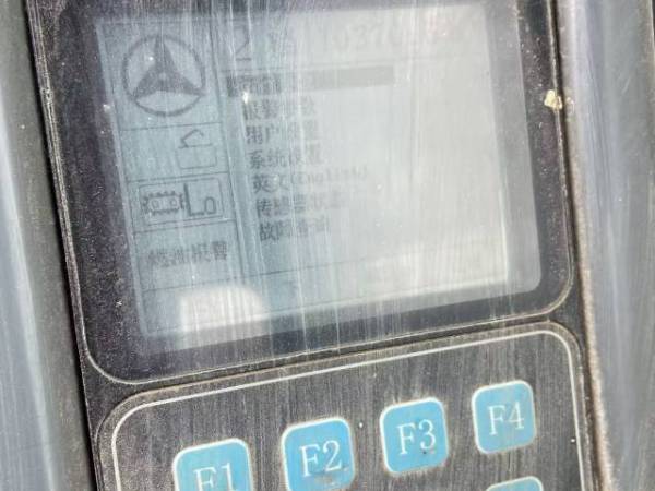 三一重工SY75C-8履帶式挖掘機(jī)