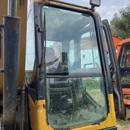 三一重工SY75C-8履带式挖掘机