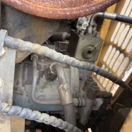 三一重工SY75C-8履带式挖掘机