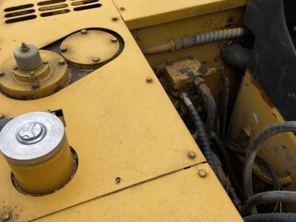 三一重工SY75C-8履帶式挖掘機(jī)