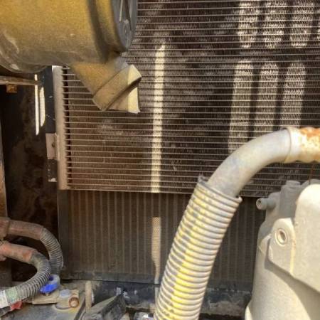 三一重工SY75C-8履带式挖掘机