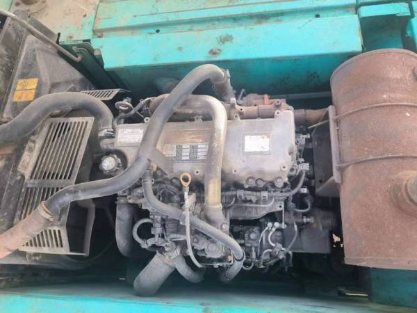 神鋼SK260履帶式挖掘機(jī)