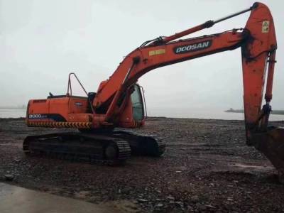 斗山DH225-7履帶式挖掘機