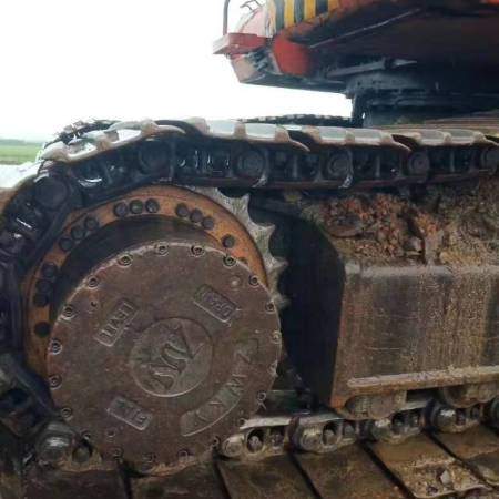 斗山DH225-7履带式挖掘机