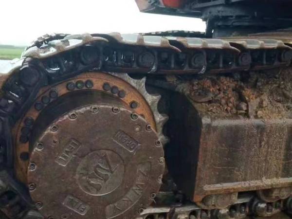 斗山DH225-7履帶式挖掘機(jī)