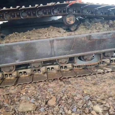 斗山DH225-7履带式挖掘机