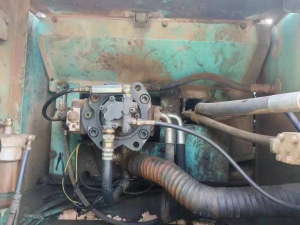 神鋼SK250履帶式挖掘機